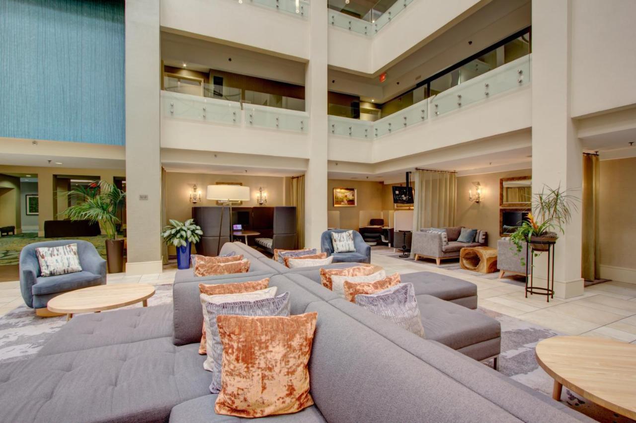  | Crowne Plaza Charleston, an IHG Hotel