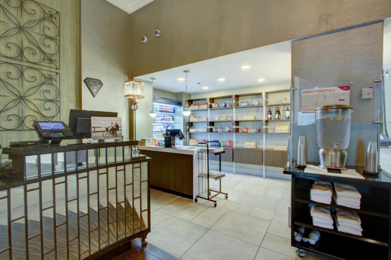  | Crowne Plaza Charleston, an IHG Hotel