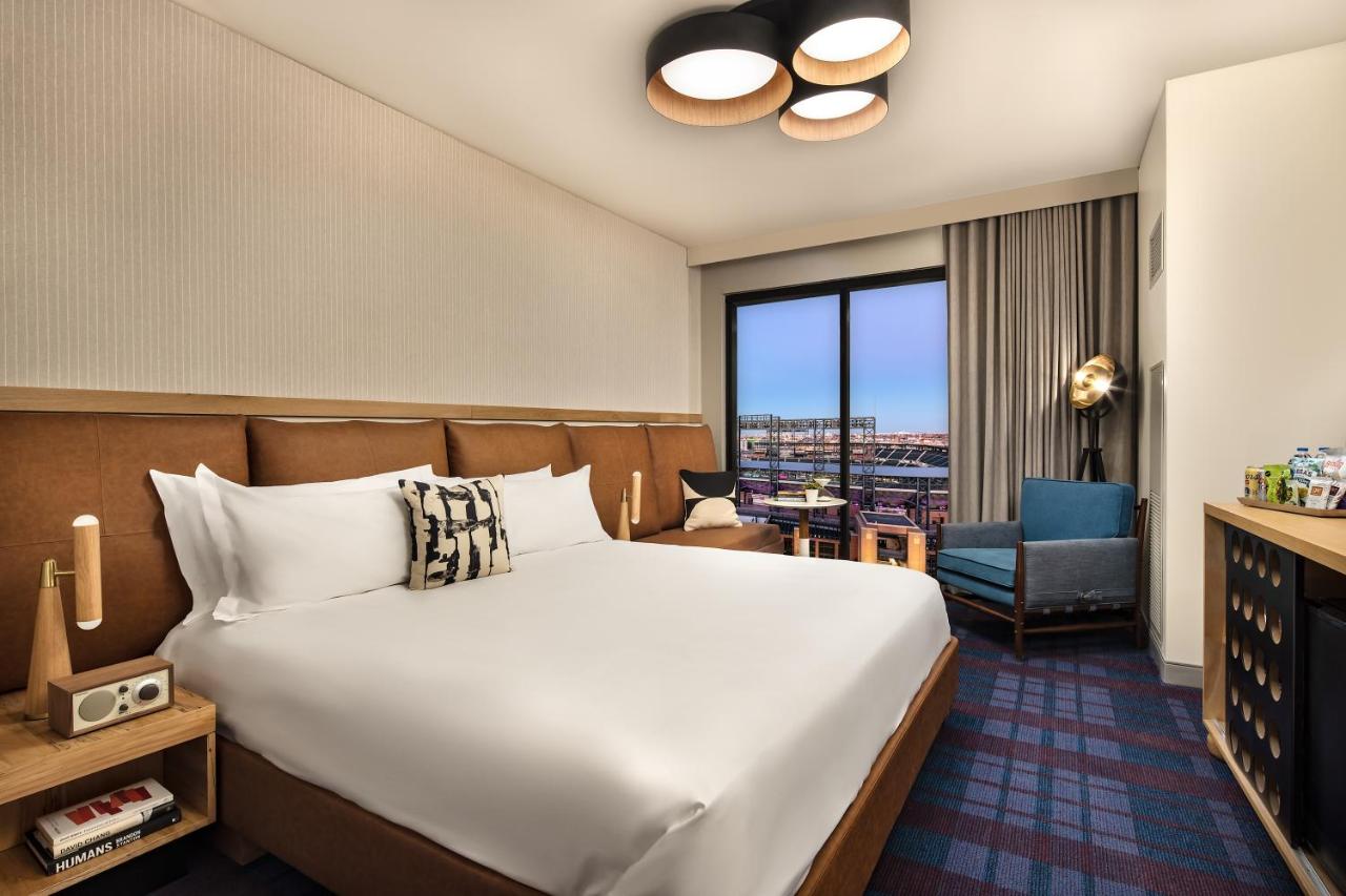 | The Rally Hotel