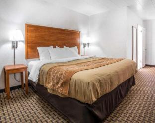 Room #49093709 at Rodeway Inn Elko Downtown Area