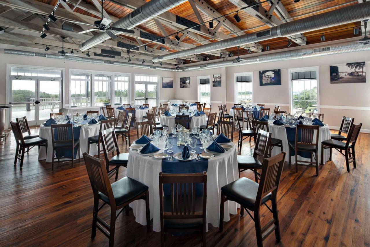 | Beaufort Hotel