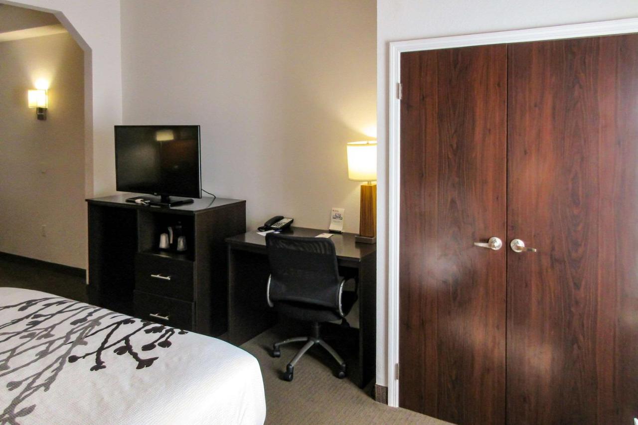| Sleep Inn & Suites Dania Beach