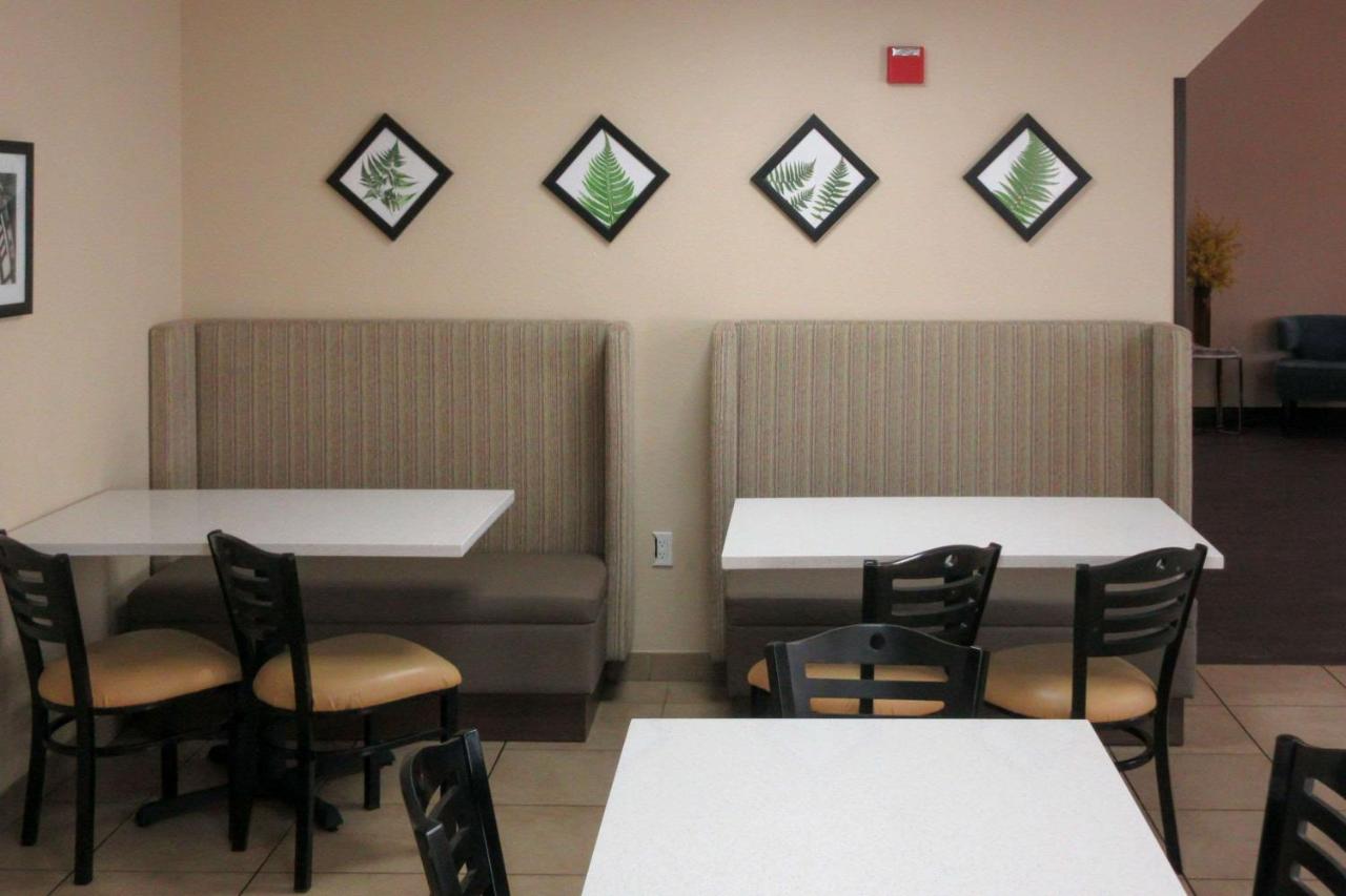| Sleep Inn & Suites Dania Beach