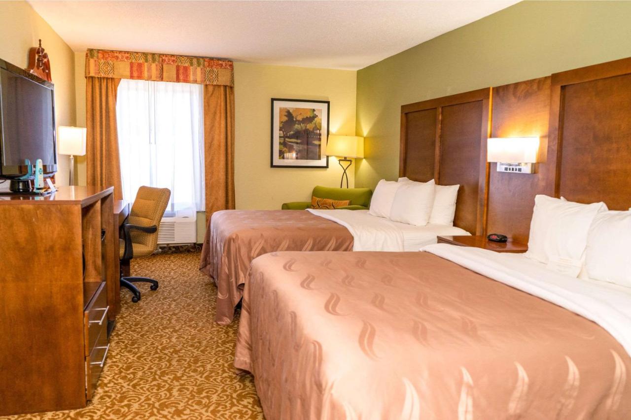  | Quality Inn Whiteville North