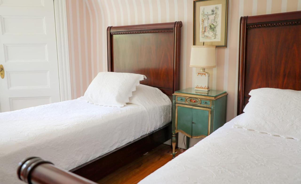 | The Belmont Inn