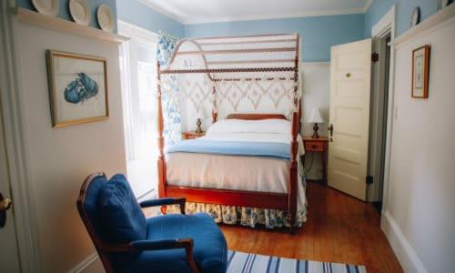 | The Belmont Inn