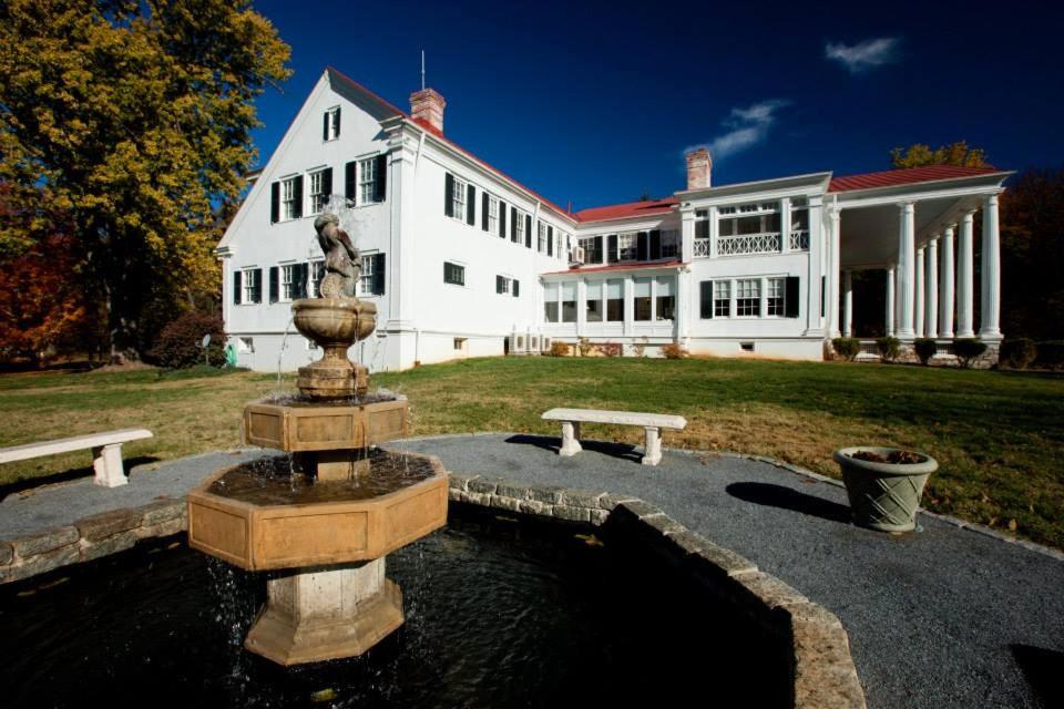  | Historic Rosemont Manor