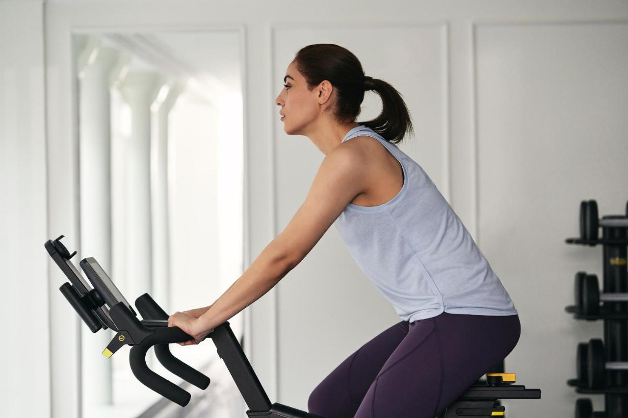 Fitness King Room at Hyatt Regency O'Hare Chicago