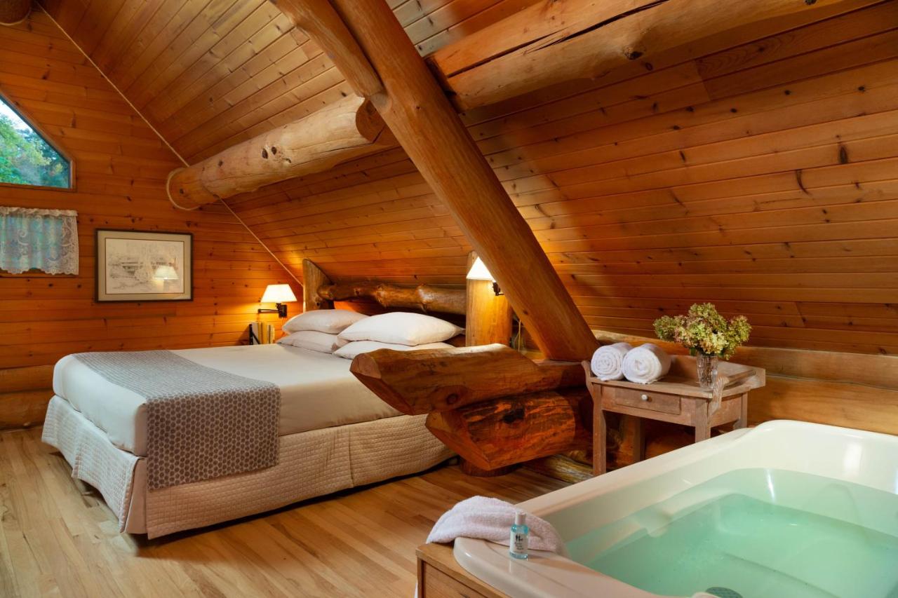 | Justin Trails Resort