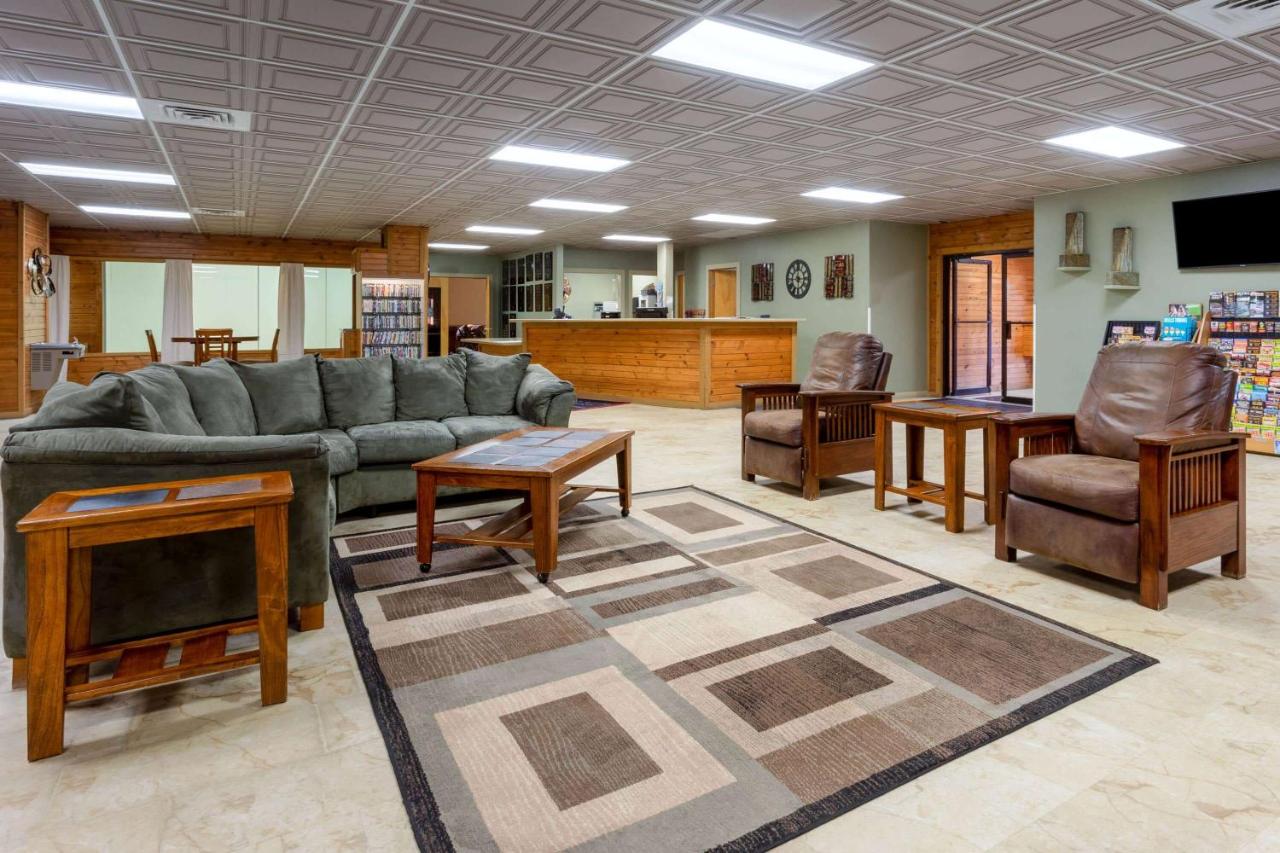  | Wyndham Tamarack