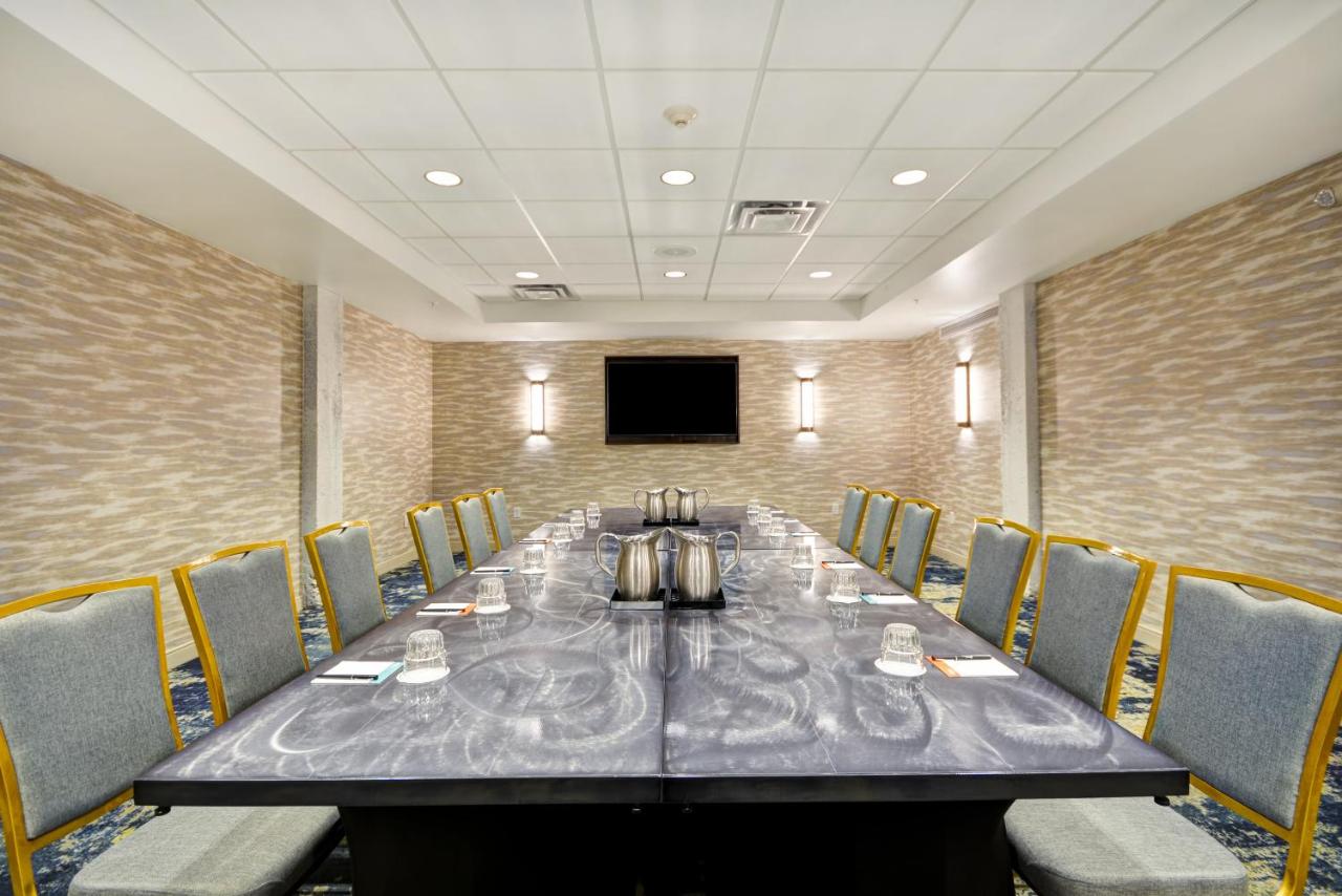 | Hotel Indigo Kansas City - The Crossroads, an IHG Hotel