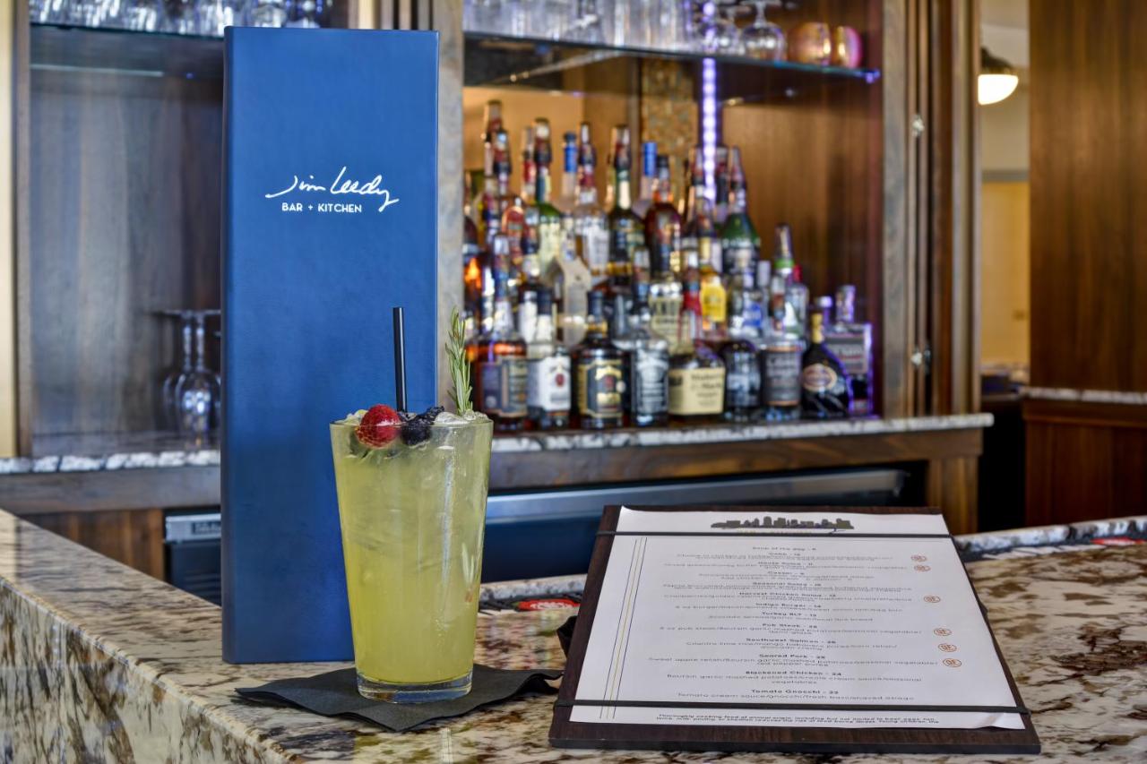 | Hotel Indigo Kansas City - The Crossroads, an IHG Hotel