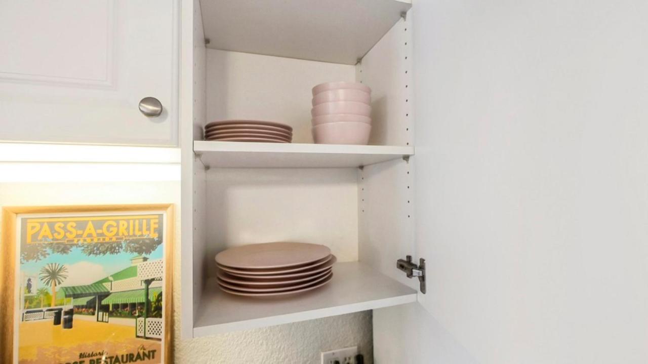 | Coconut Inn Pass-a-Grille Beach