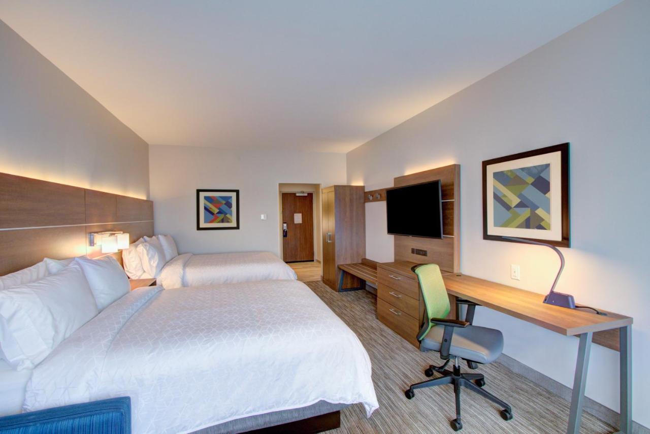  | Holiday Inn Express & Suites - Charlotte Southwest, an IHG Hotel