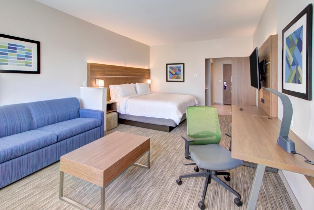  | Holiday Inn Express & Suites - Charlotte Southwest, an IHG Hotel