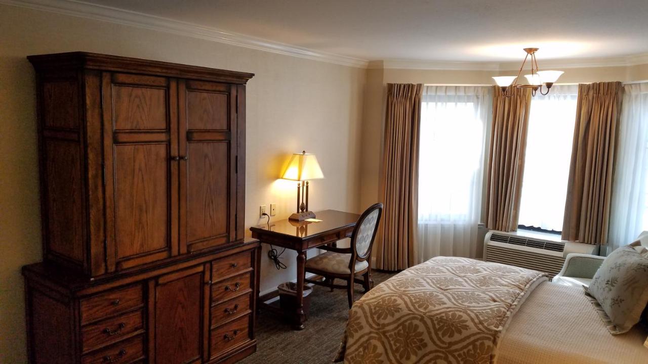 King Room at Chelsea Inn