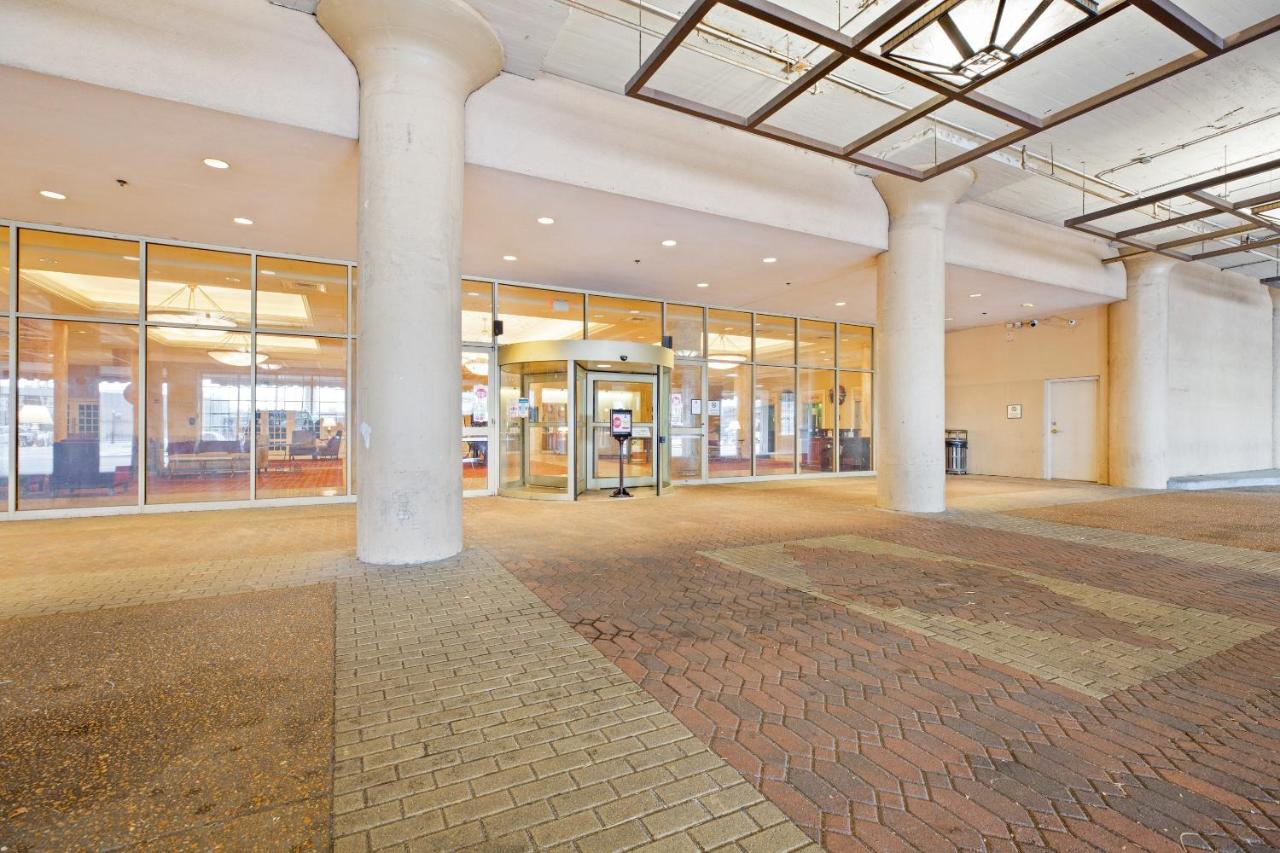  | OYO Hotel St Louis Downtown City Center MO