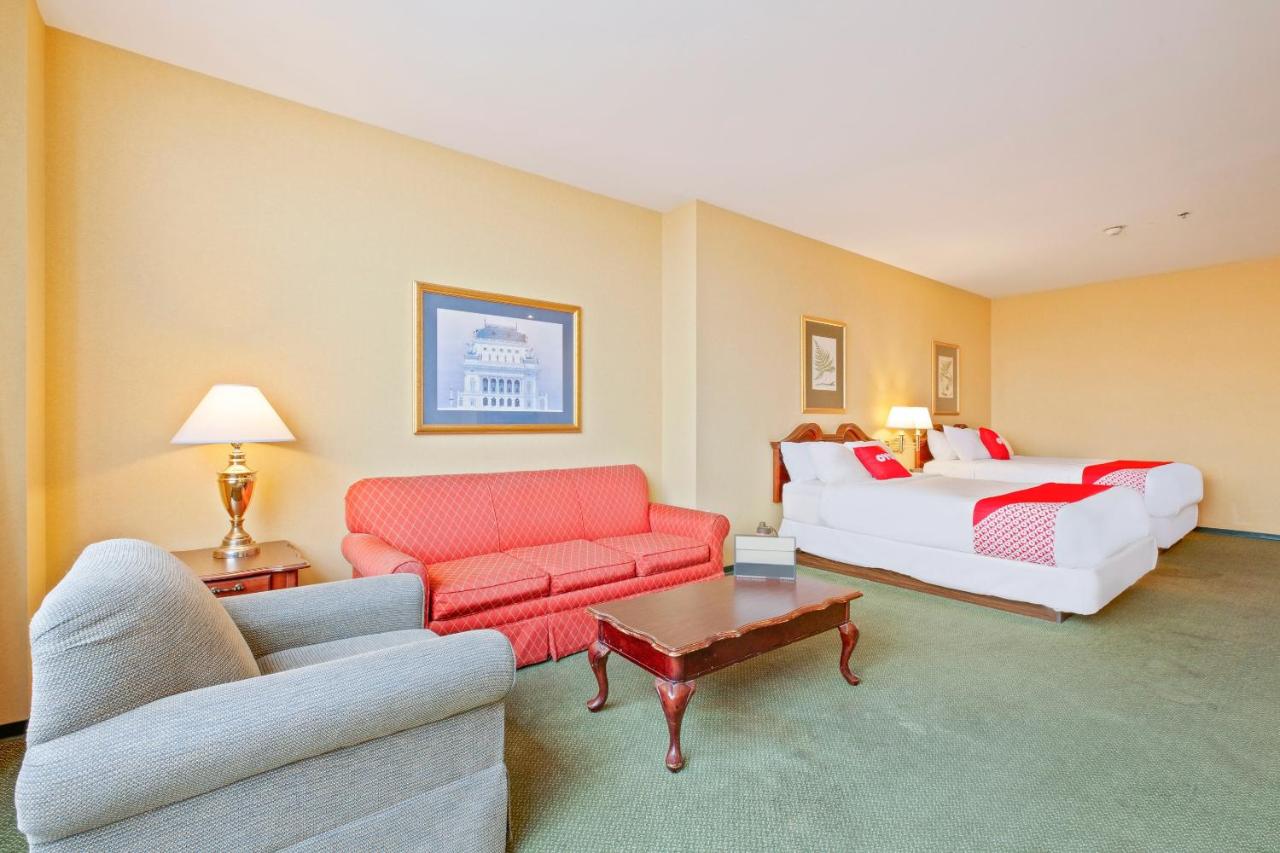  | OYO Hotel St Louis Downtown City Center MO