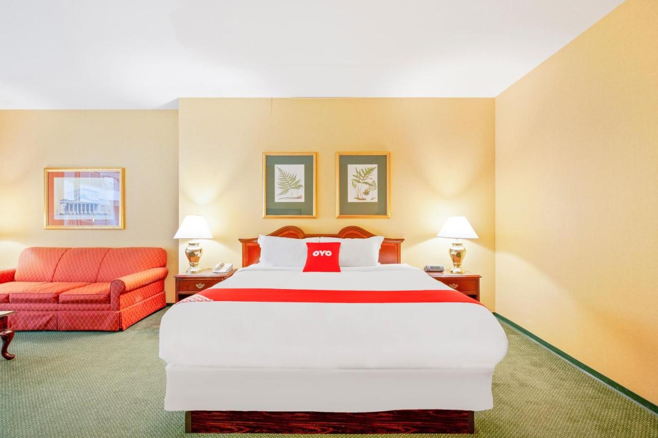  | OYO Hotel St Louis Downtown City Center MO
