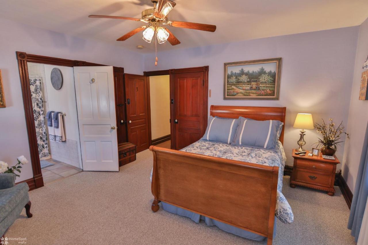  | Lizard Creek Inn