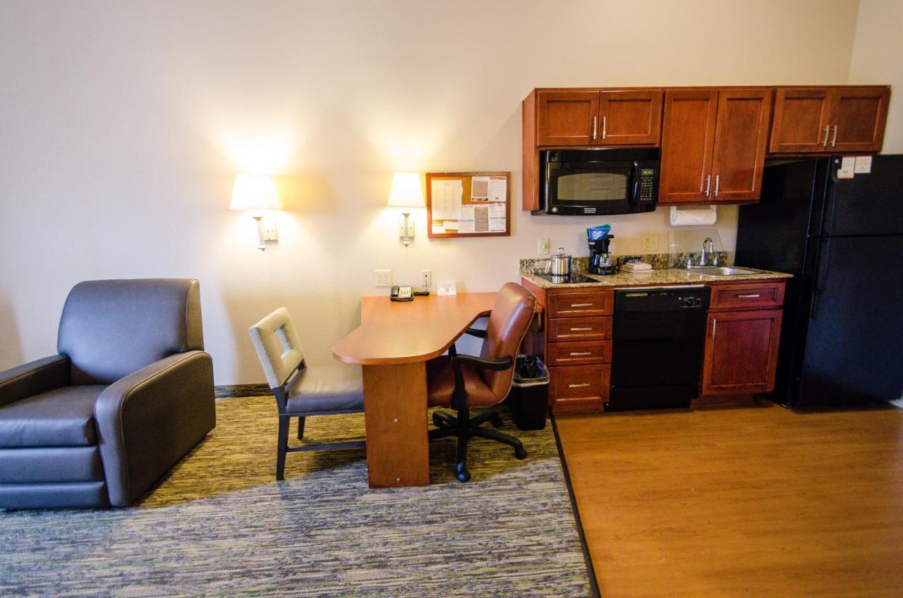 | Candlewood Suites Temple, an IHG Hotel