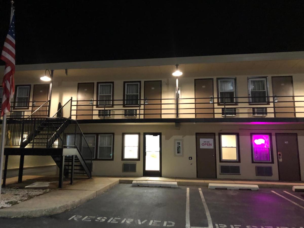 | Trolley Stop Motel, Media Pa