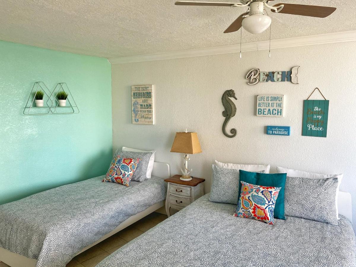 | Pirates Cove Resort Studios!