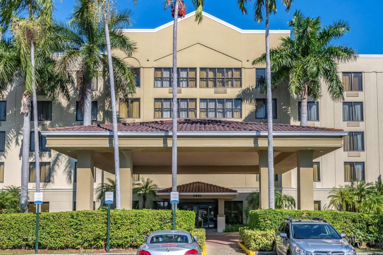 | Comfort Suites Miami