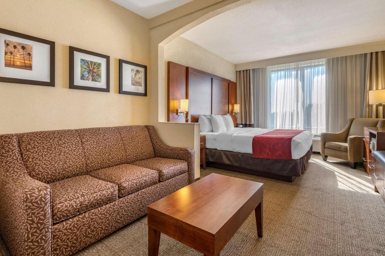 | Comfort Suites Miami