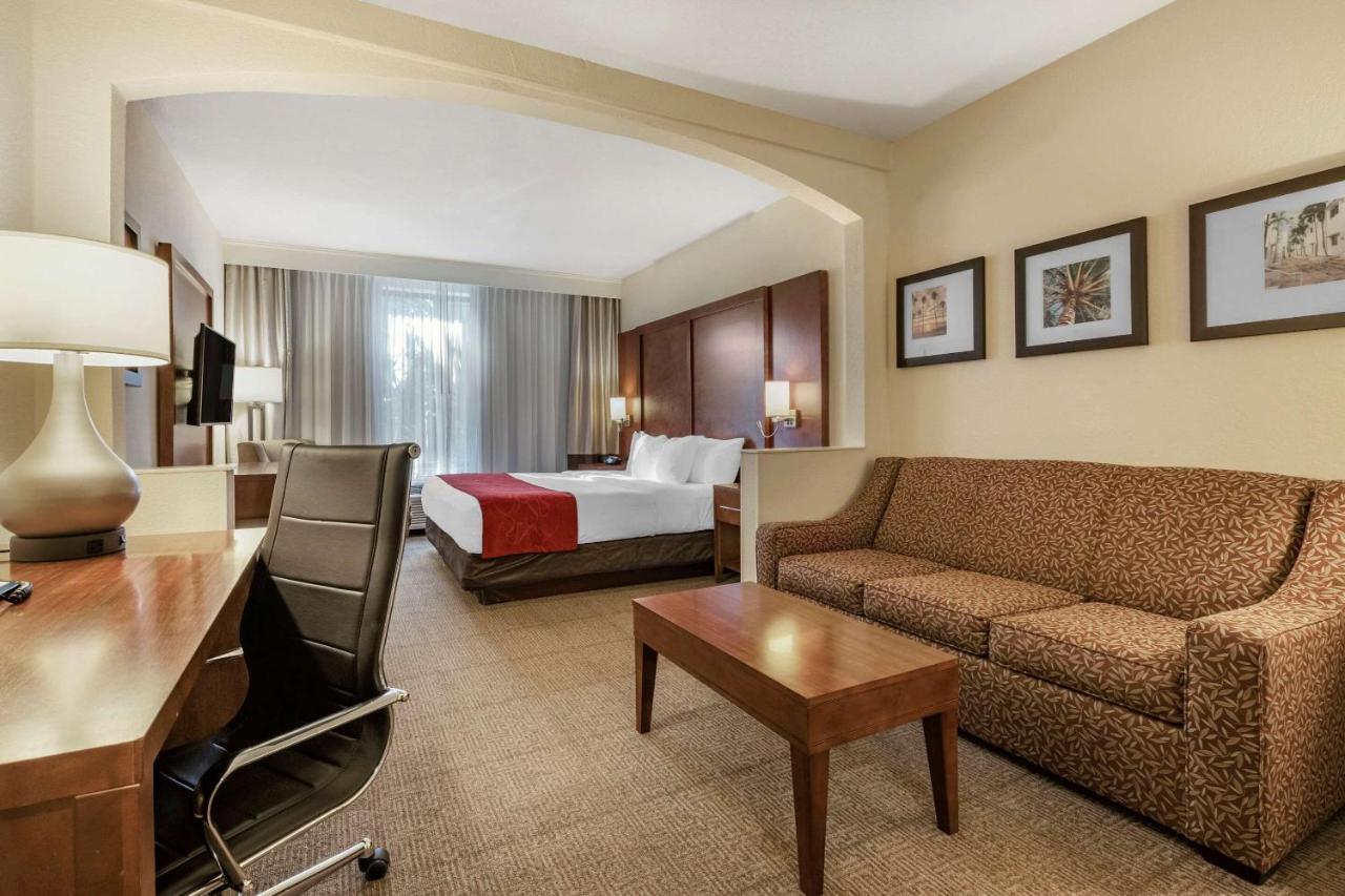 | Comfort Suites Miami