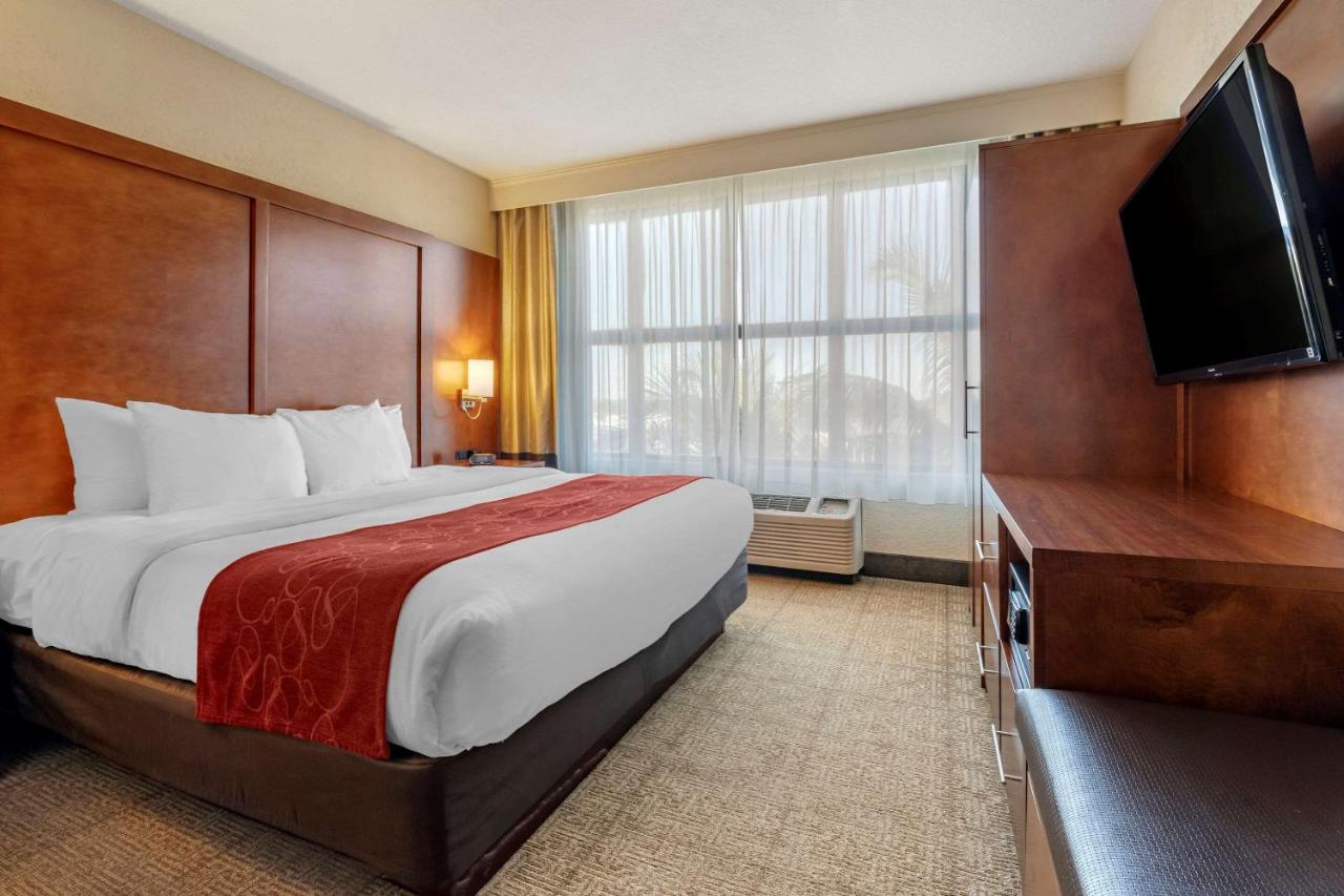  | Comfort Suites Miami