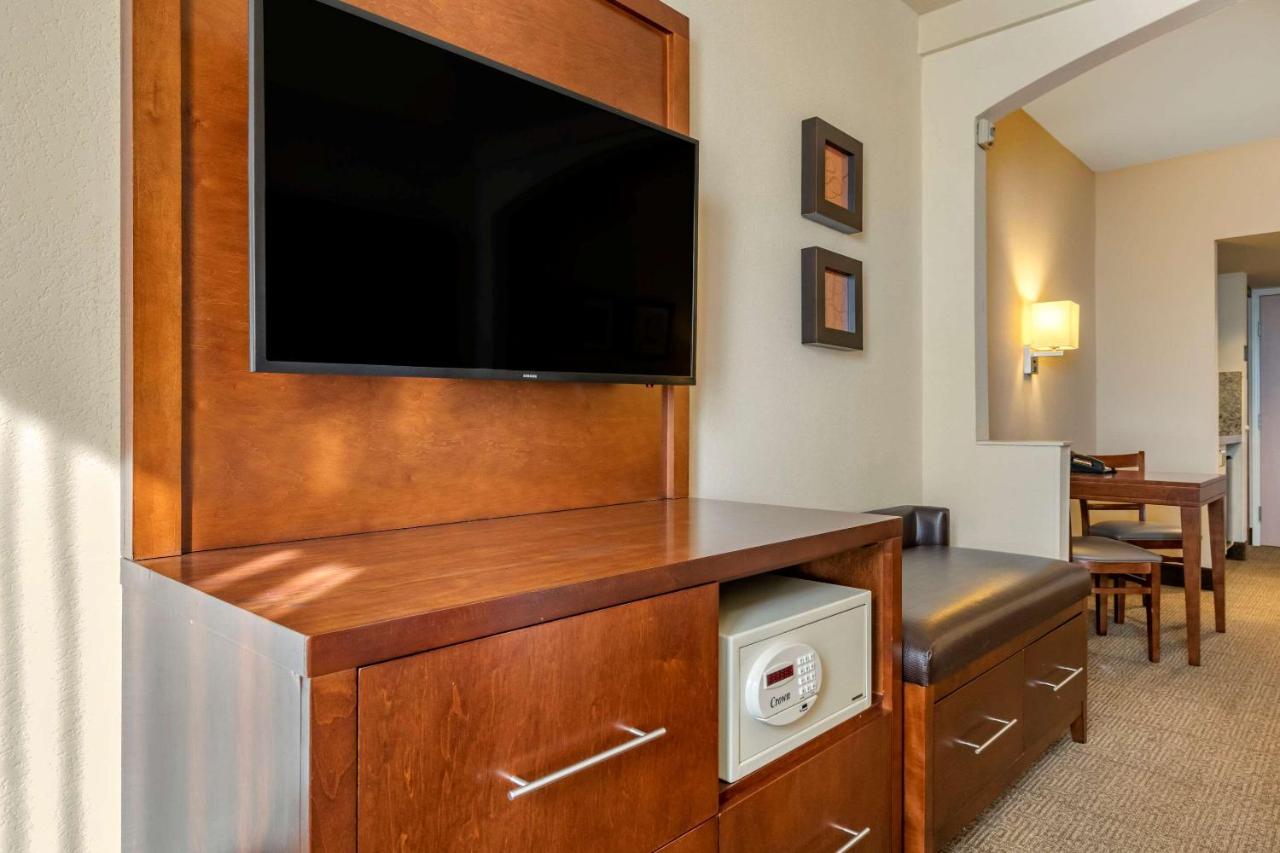 | Comfort Suites Miami