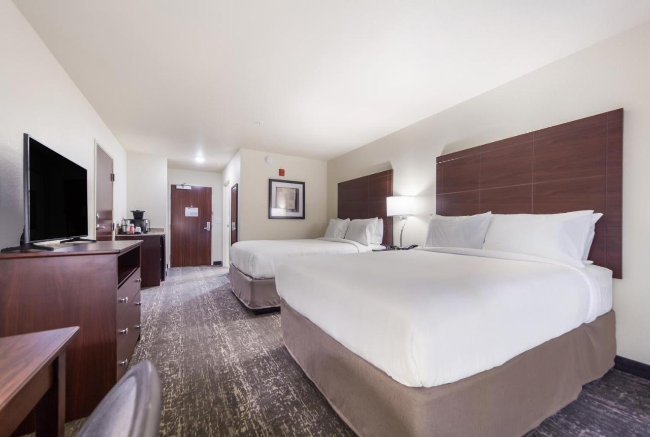| Cobblestone Inn & Suites - Holdrege