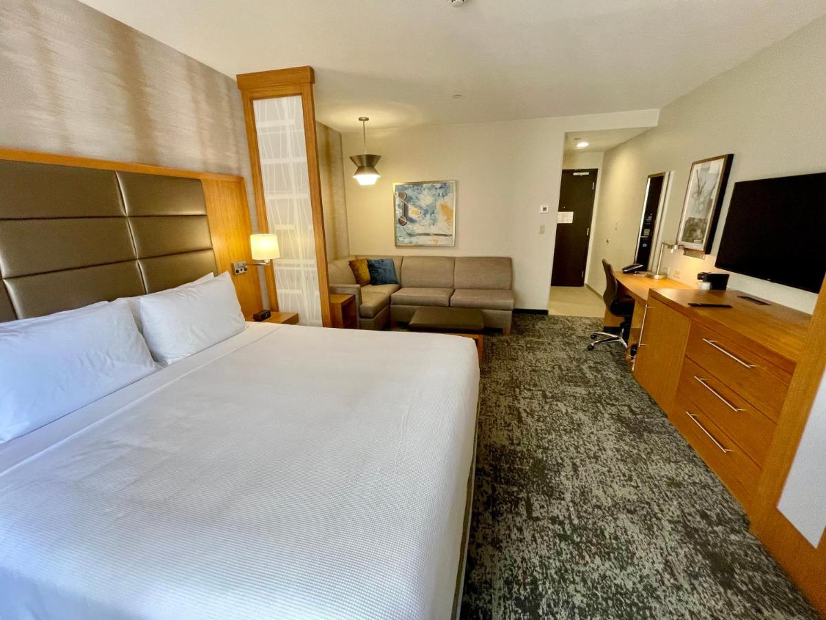 King Room at Hyatt Place Houston Downtown