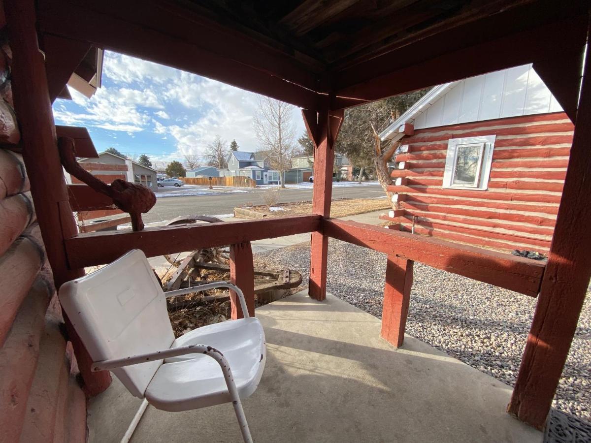 | Roundtop Mountain Vista - Cabins and Motel