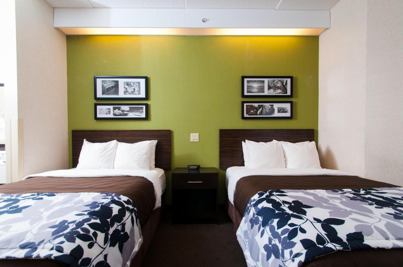 Double Room with Two Double Beds - Non-Smoking at Sleep Inn Carlisle South
