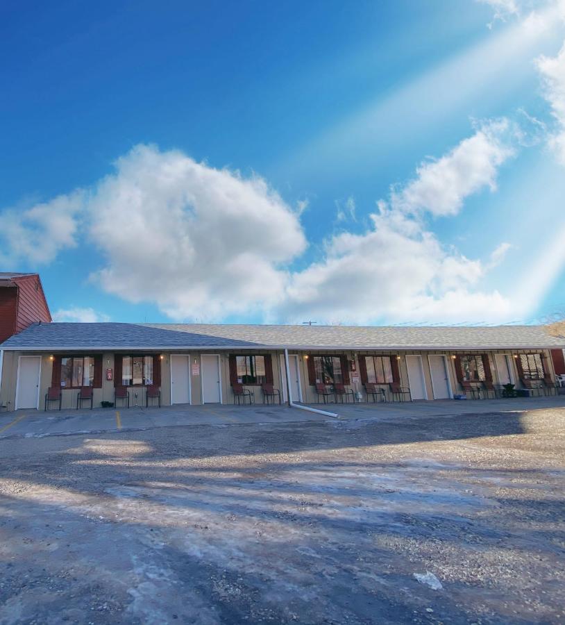  | Roundtop Mountain Vista - Cabins and Motel
