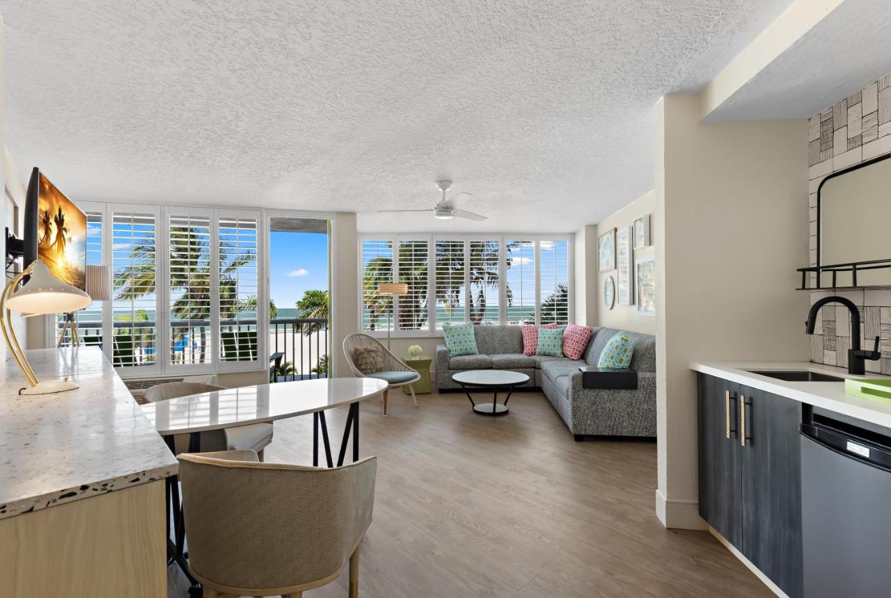  | Bellwether Beach Resort