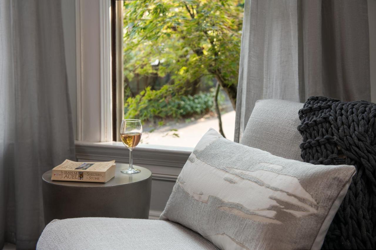  | Inn at the Gorge