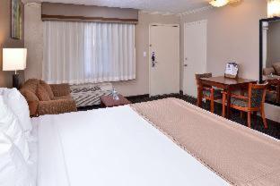 Room #4842435 at Best Western Oxnard Inn