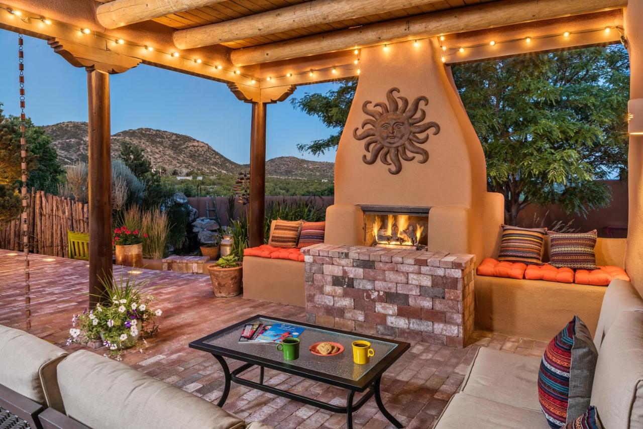 | Bobcat Inn