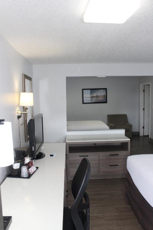 Partial Split Queen Suite with City View - Non-Smoking at La Quinta Inn & Suites by Wyndham Oceanfront Daytona Beach