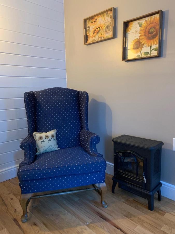 | Olde Mill Inn Bed & Breakfast