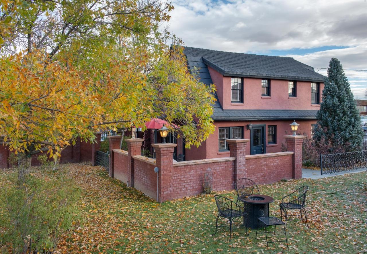 | Chamberlin Inn