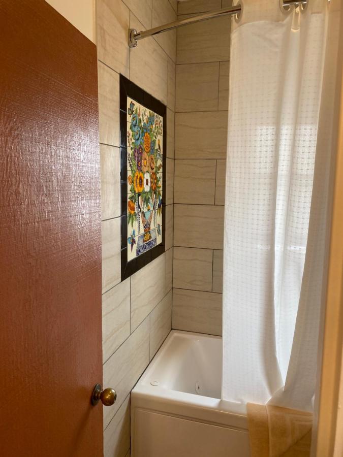 King Suite with Balcony at Villa Rosa Inn