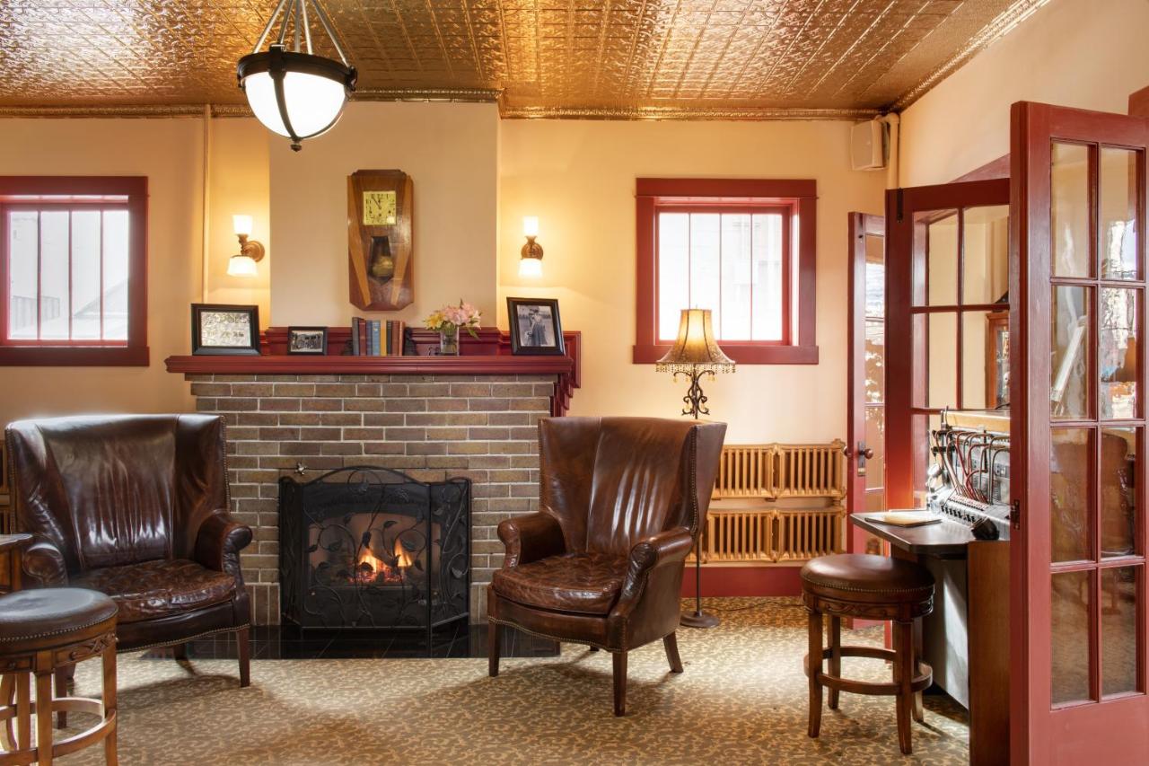 | Chamberlin Inn