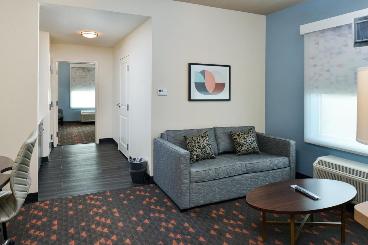 | Holiday Inn - Fort Worth - Alliance, an IHG Hotel