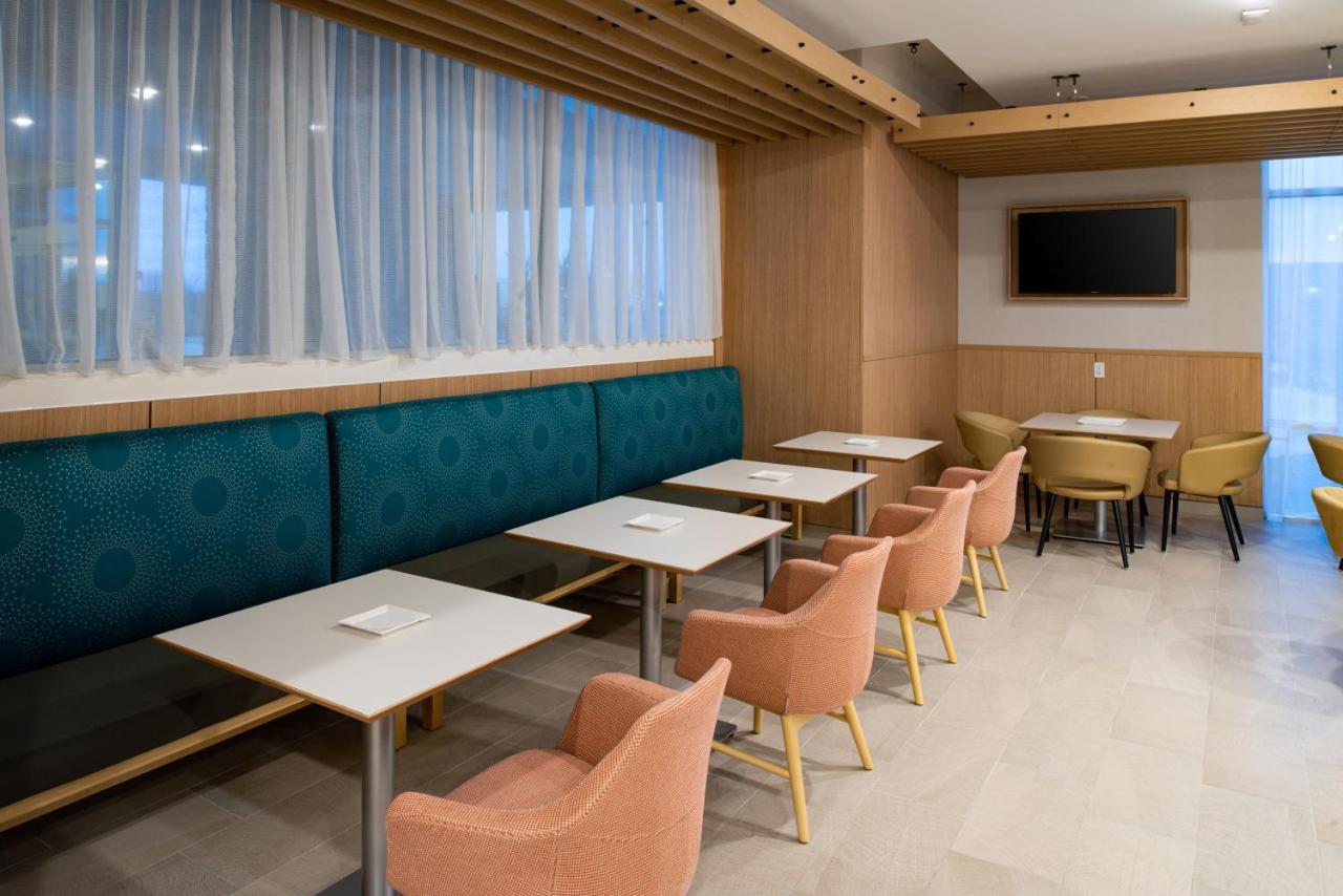 | Holiday Inn - Fort Worth - Alliance, an IHG Hotel