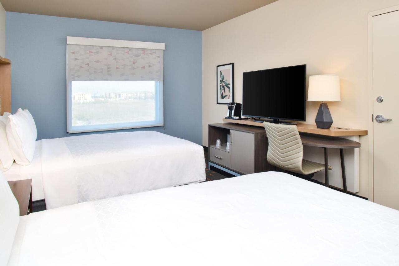 | Holiday Inn - Fort Worth - Alliance, an IHG Hotel