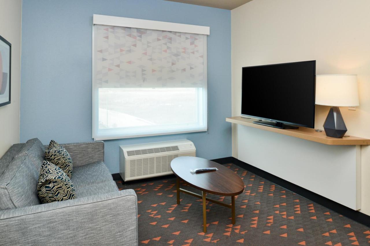 | Holiday Inn - Fort Worth - Alliance, an IHG Hotel